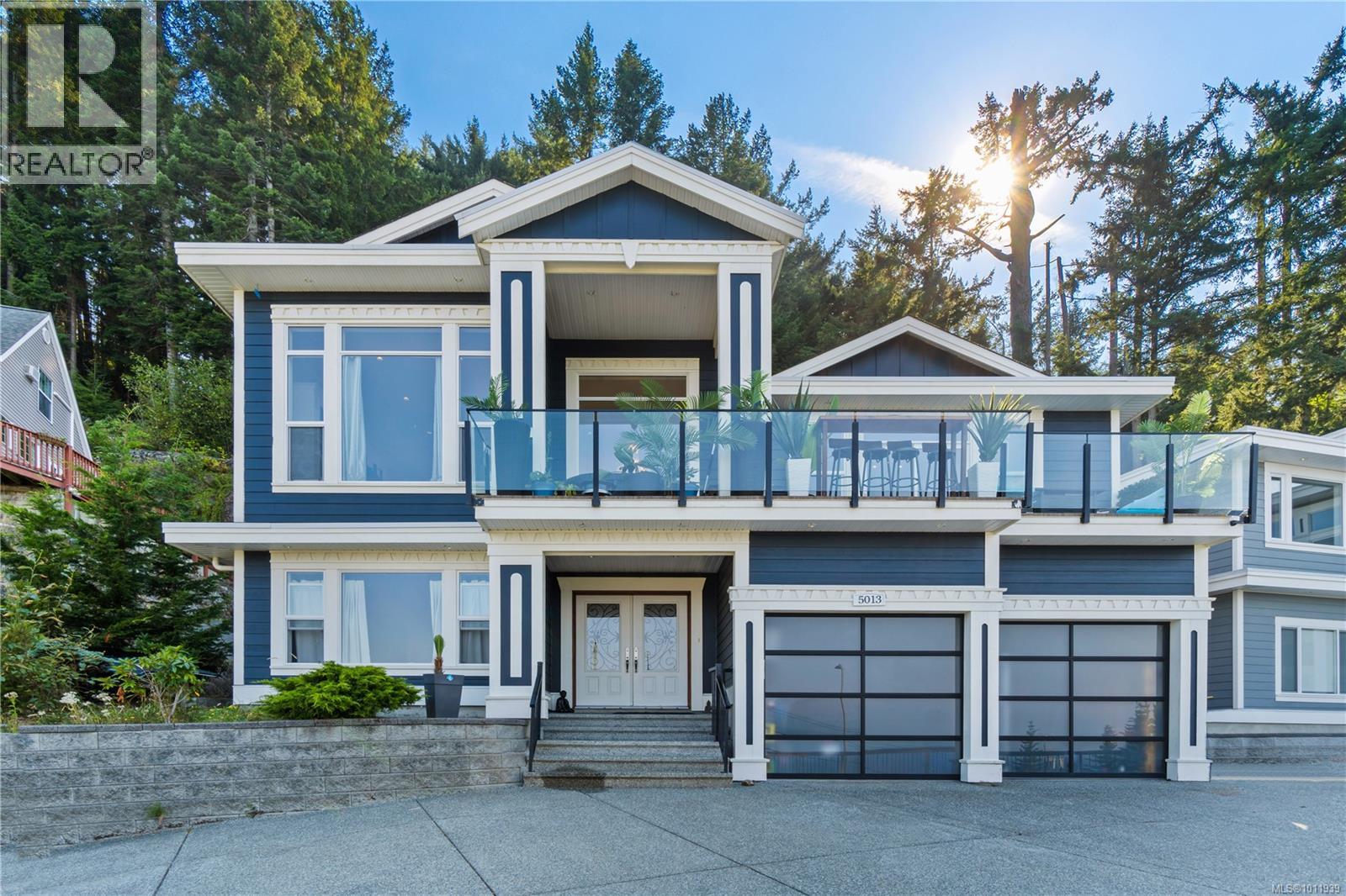 Photo 10 of 5013 Laguna Way, Nanaimo BC