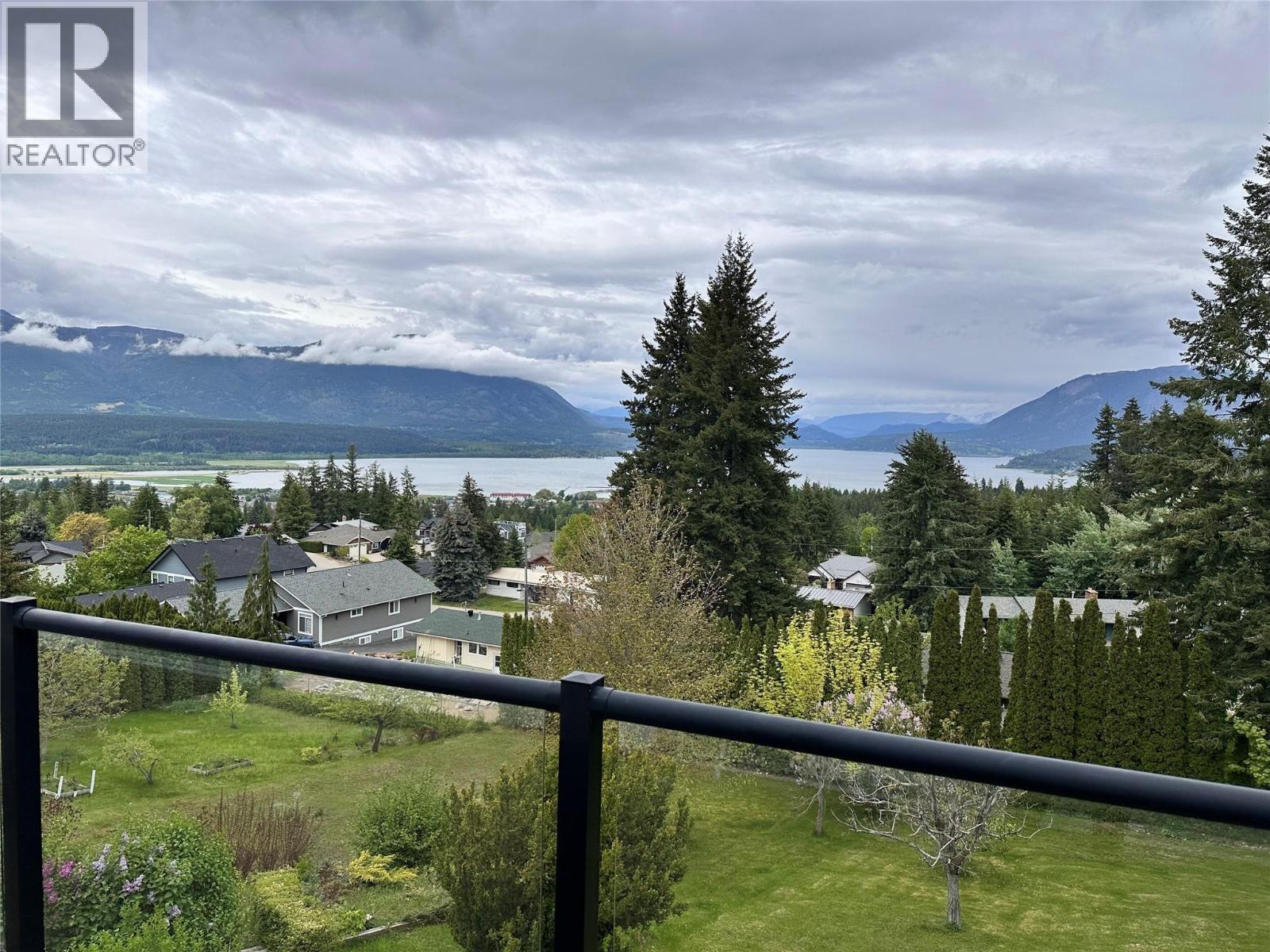 Photo 50 of 1681 12 Avenue Se, Salmon Arm BC