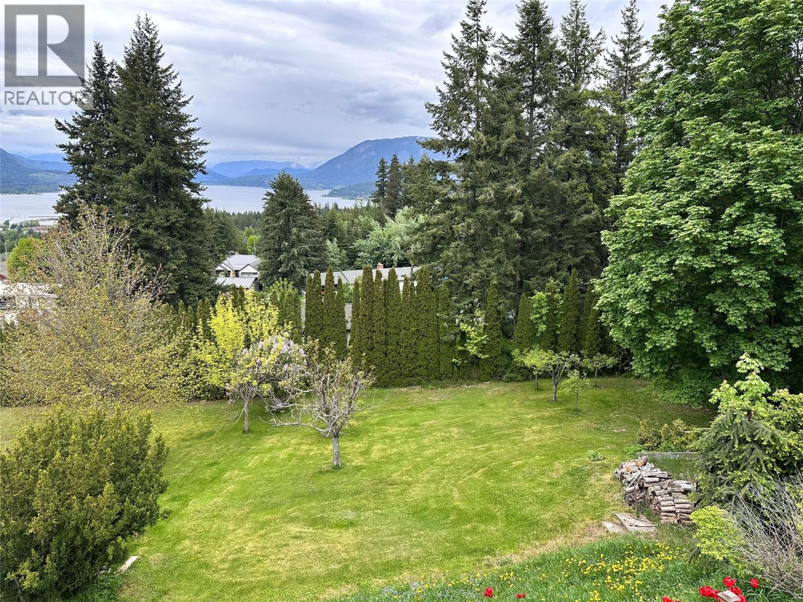 Photo 51 of 1681 12 Avenue Se, Salmon Arm BC