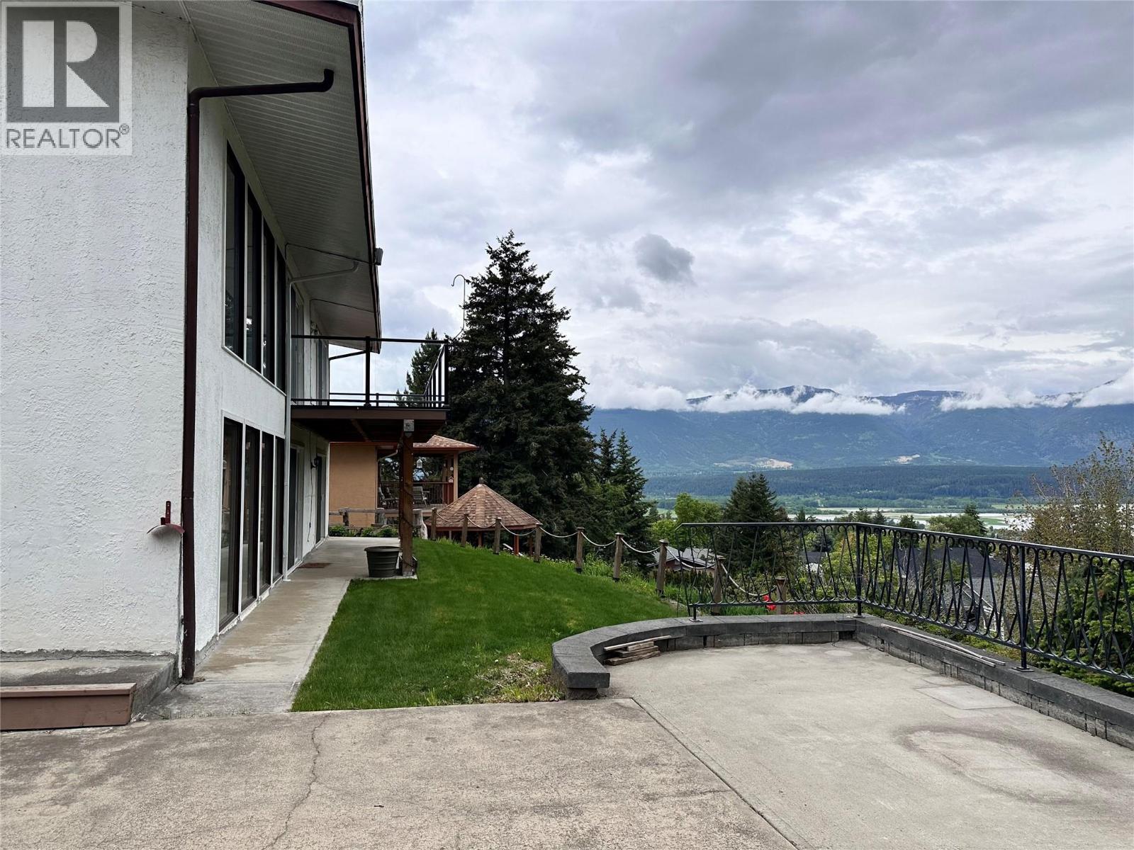 Photo 54 of 1681 12 Avenue Se, Salmon Arm BC