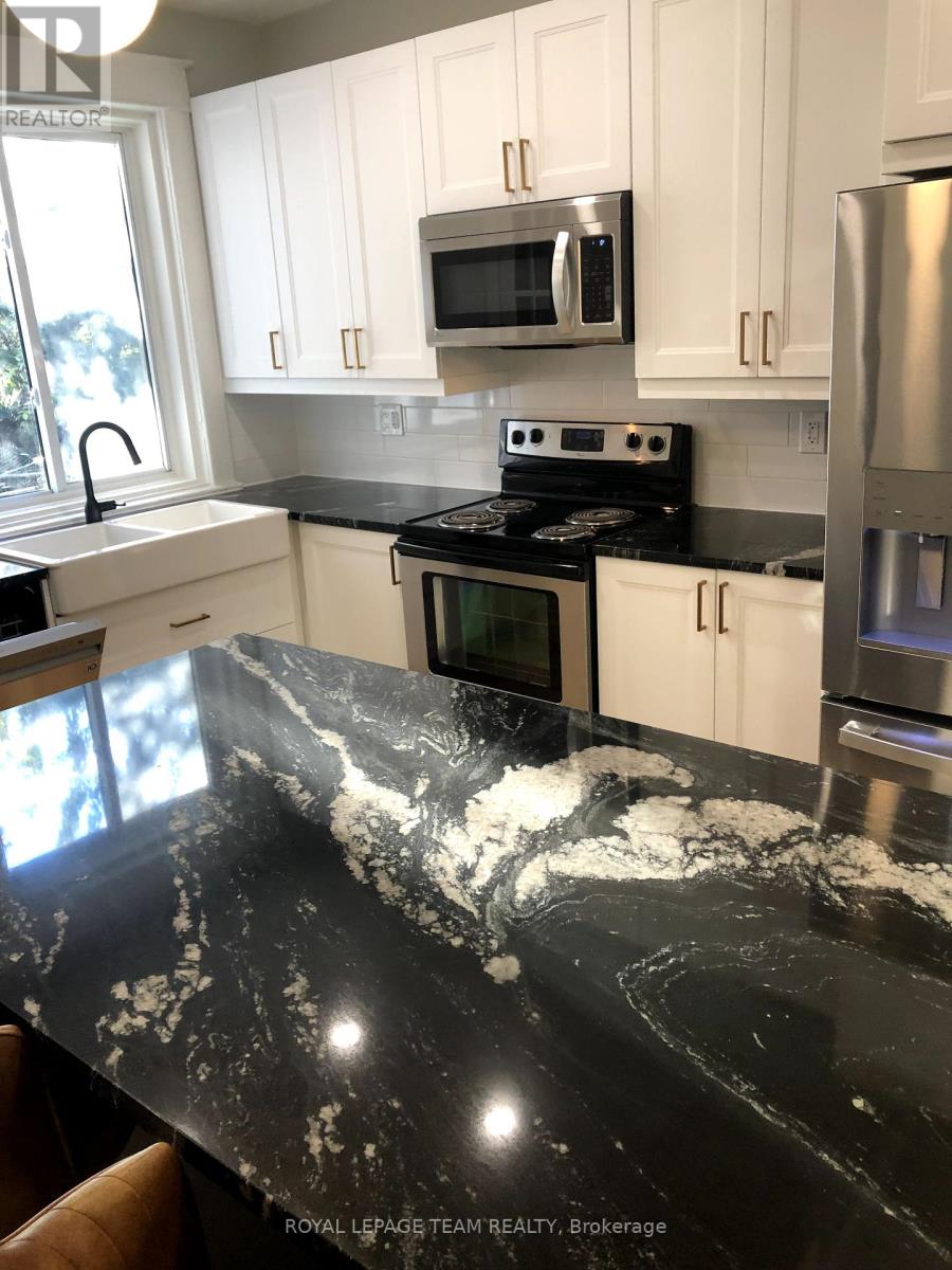 Photo 13 of 500 Parkdale Avenue, Ottawa ON
