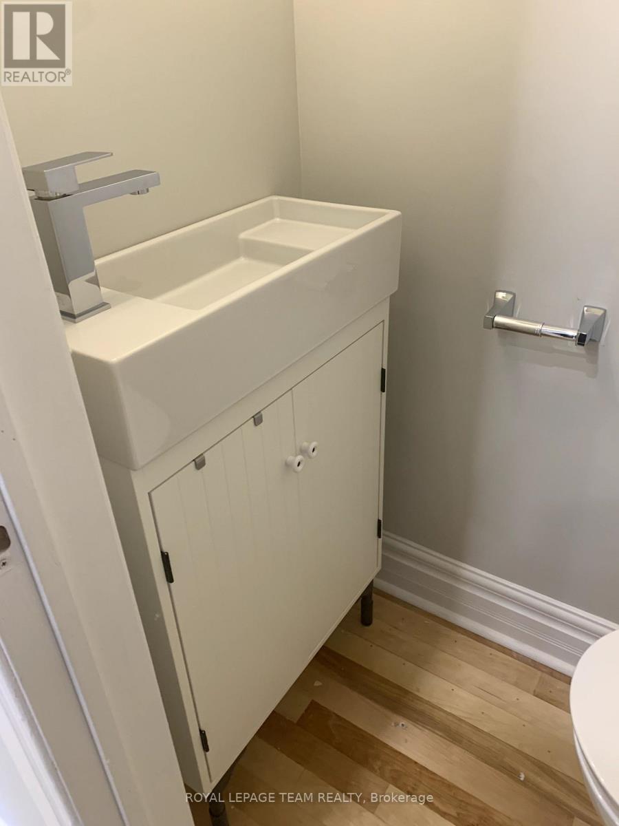 Photo 14 of 500 Parkdale Avenue, Ottawa ON