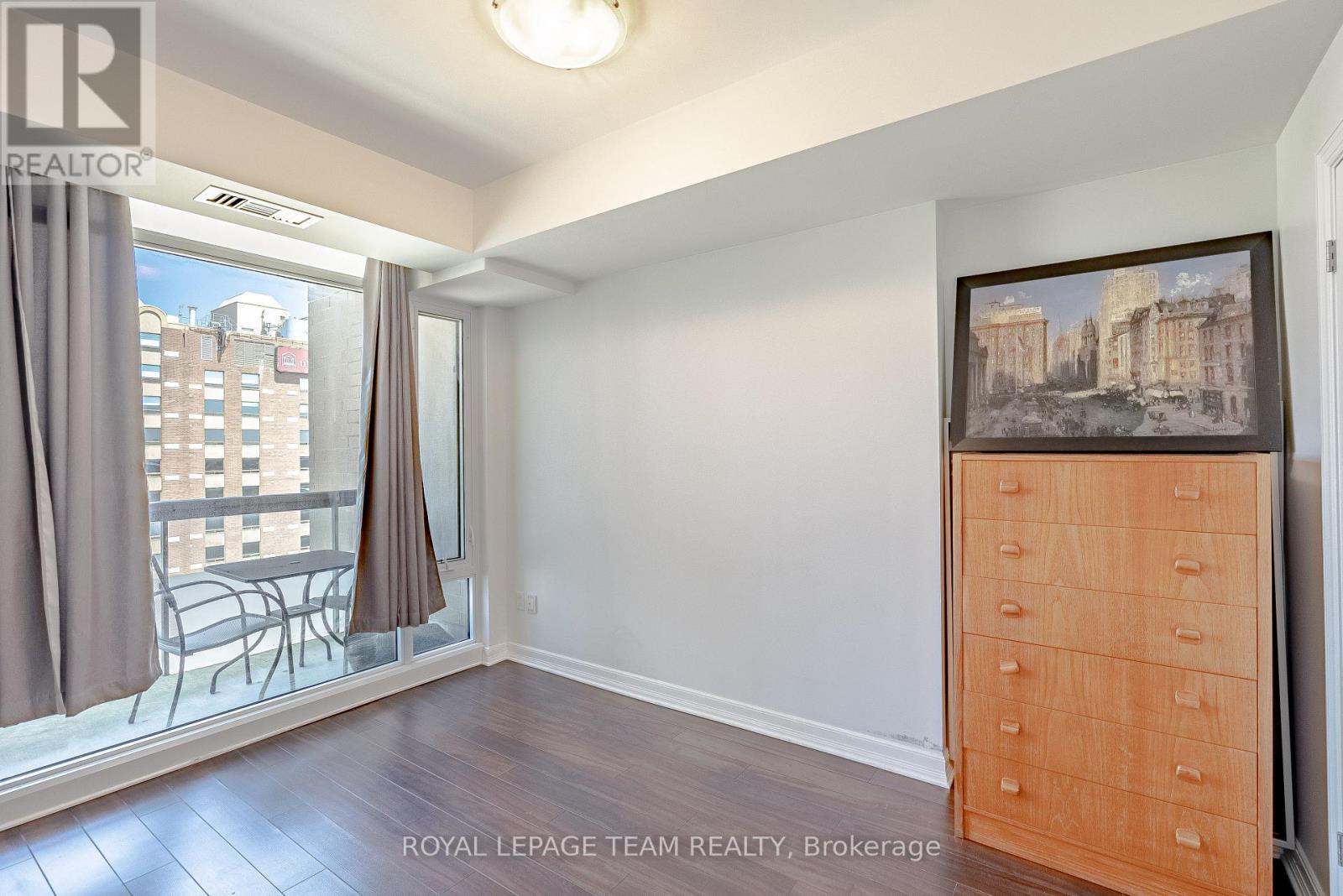 Photo 12 of 1209 238 Besserer Street, Ottawa ON