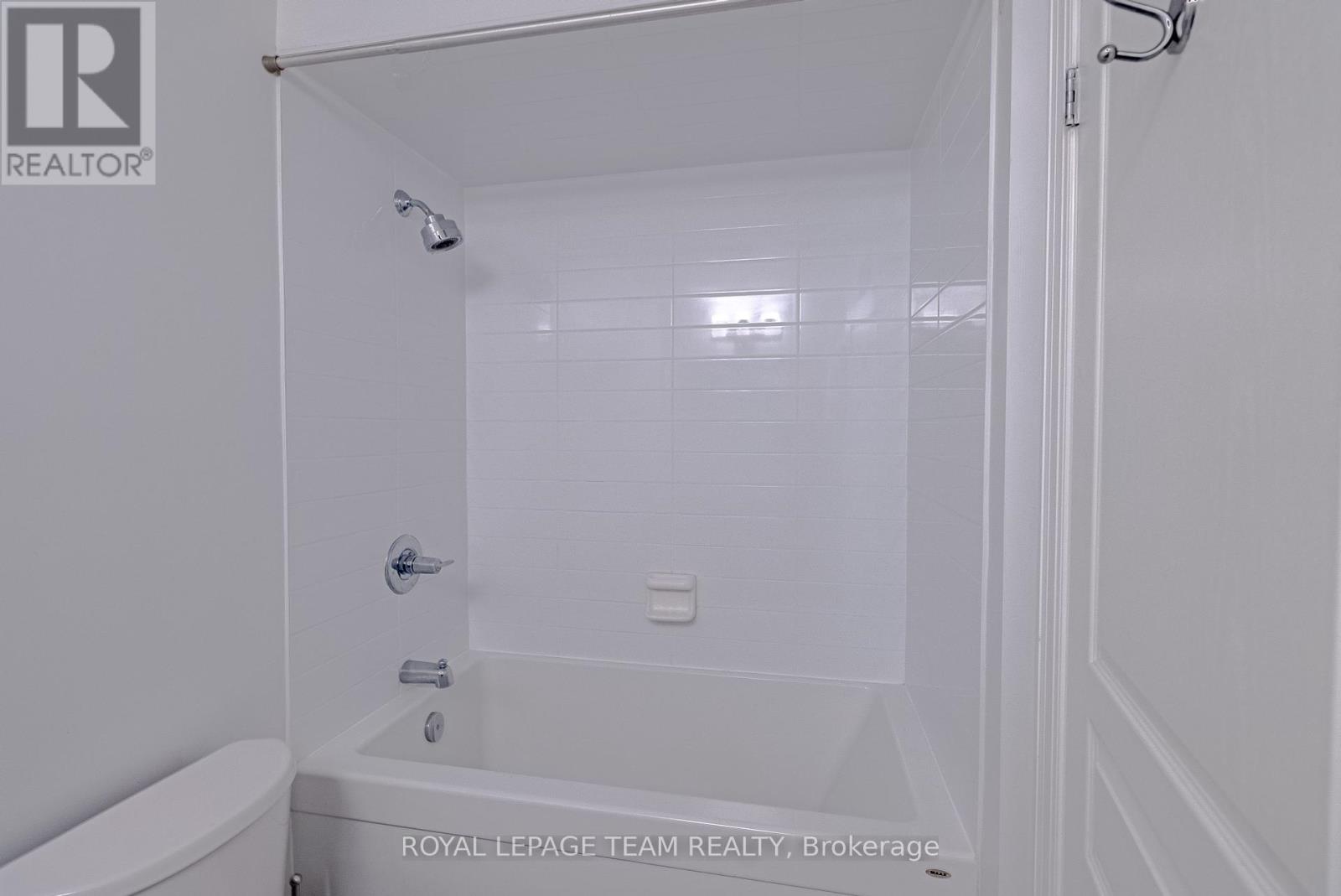 Photo 16 of 1209 238 Besserer Street, Ottawa ON