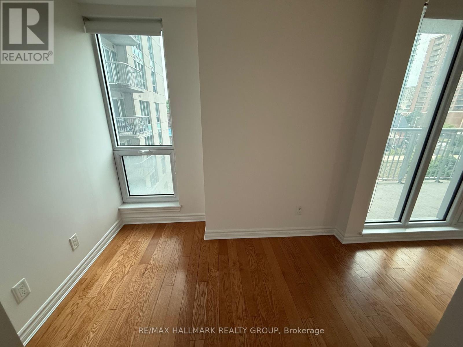 Photo 18 of 512 234 Rideau Street, Ottawa ON