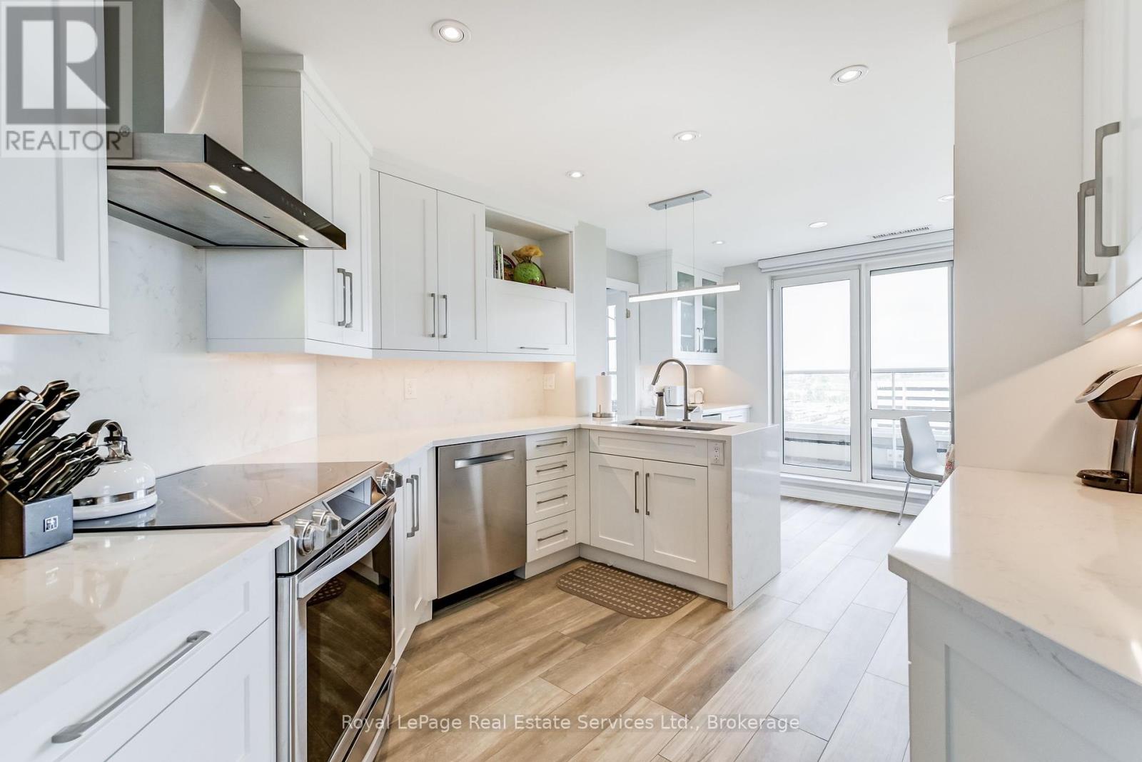 Photo 20 of Ph 1 60 Old Mill Road, Oakville ON