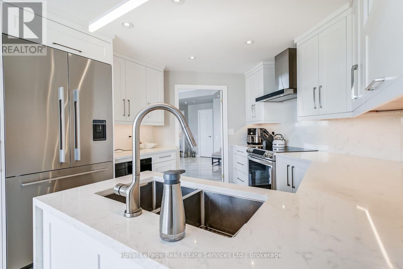 Photo 23 of Ph 1 60 Old Mill Road, Oakville ON