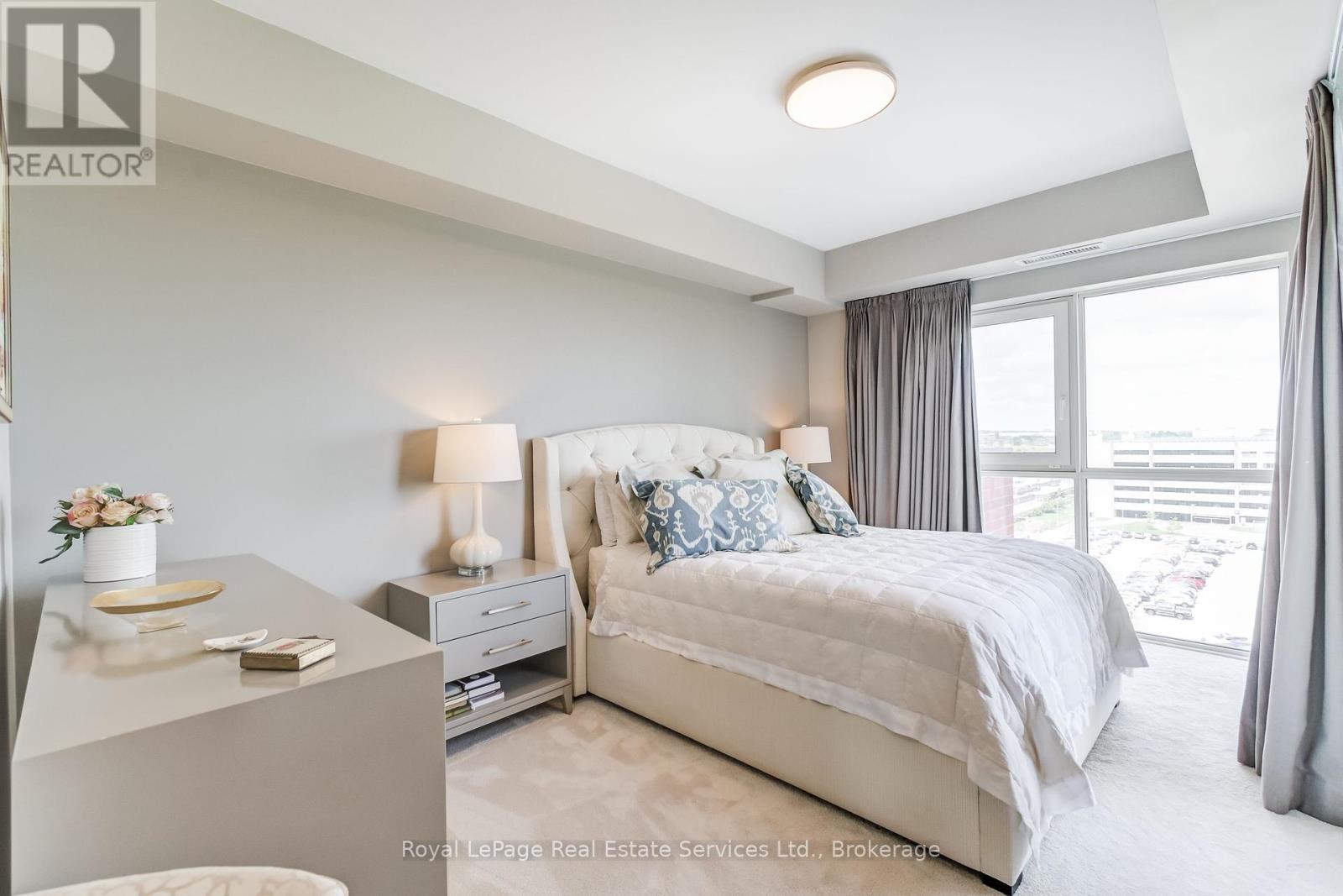 Photo 29 of Ph 1 60 Old Mill Road, Oakville ON