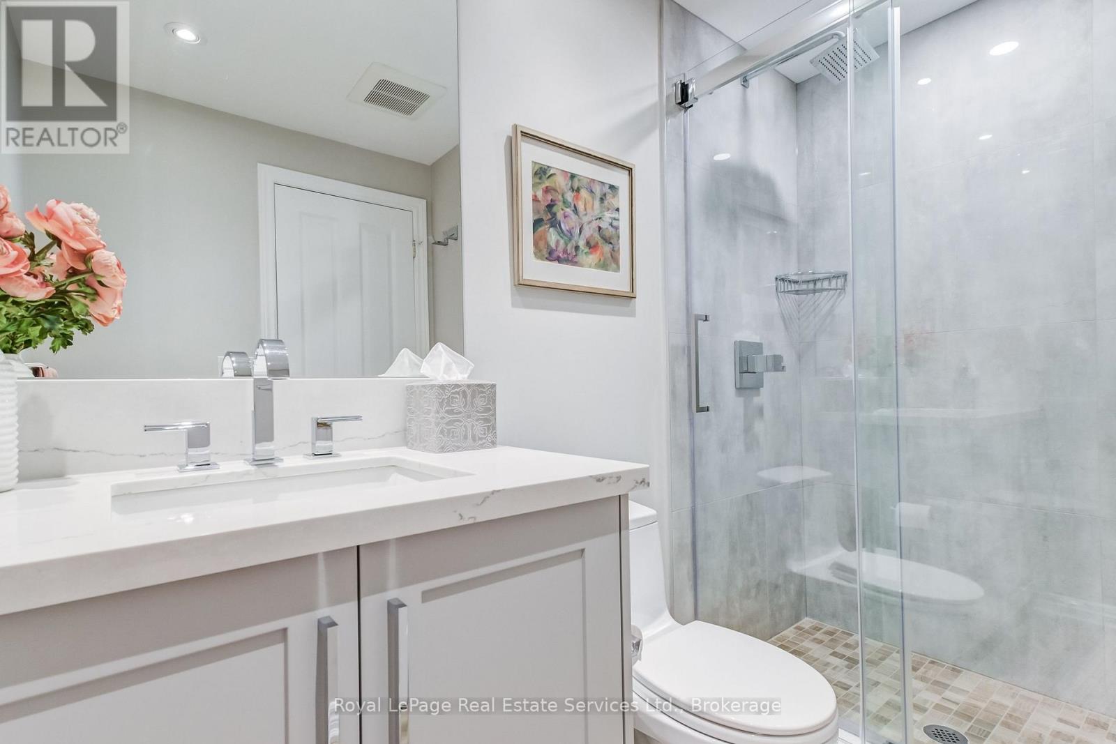 Photo 36 of Ph 1 60 Old Mill Road, Oakville ON