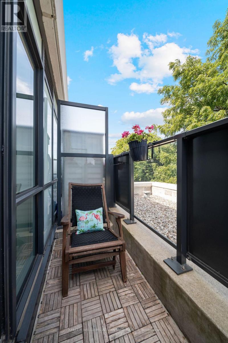 Photo 15 of 421 1630 Queen Street E, Toronto ON