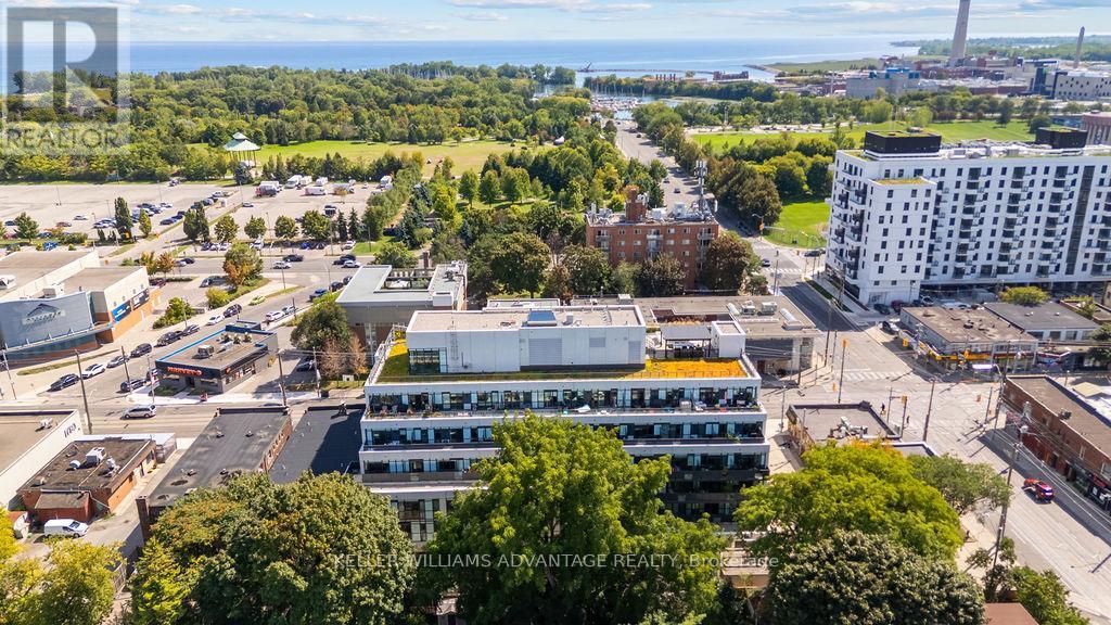 Photo 21 of 421 1630 Queen Street E, Toronto ON