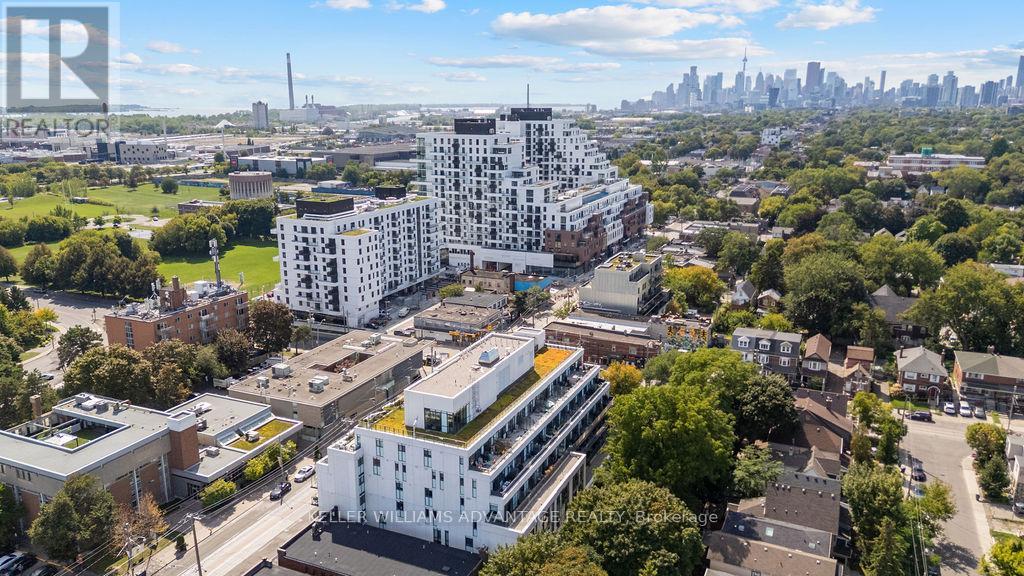 Photo 22 of 421 1630 Queen Street E, Toronto ON