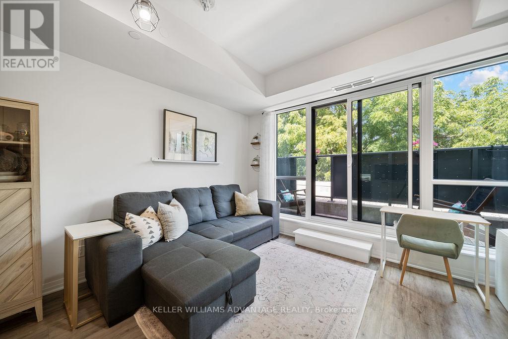 Photo 3 of 421 1630 Queen Street E, Toronto ON