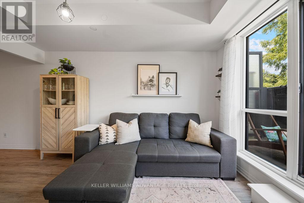 Photo 7 of 421 1630 Queen Street E, Toronto ON