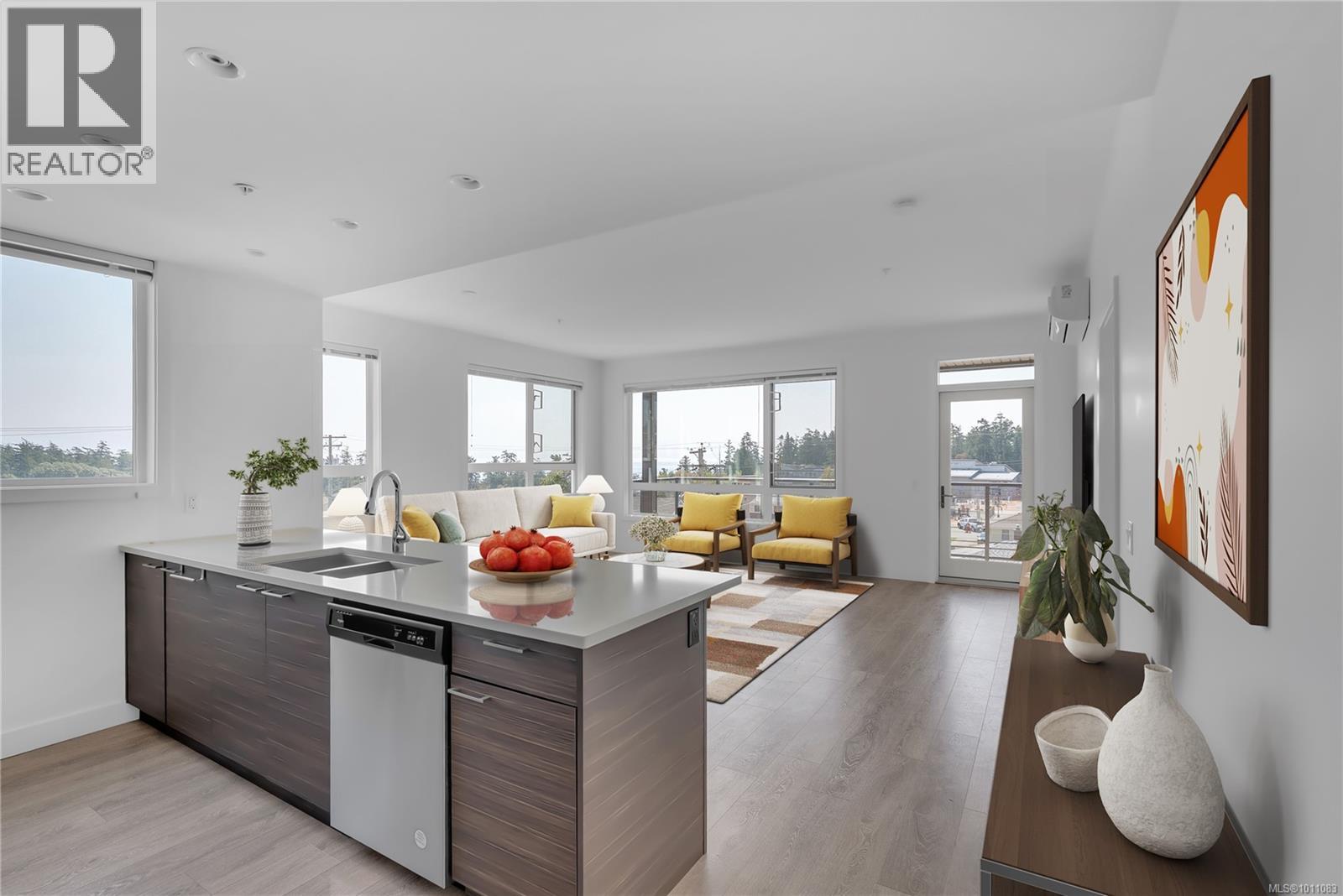 Photo 2 of 307 300 Belmont Rd, Colwood BC