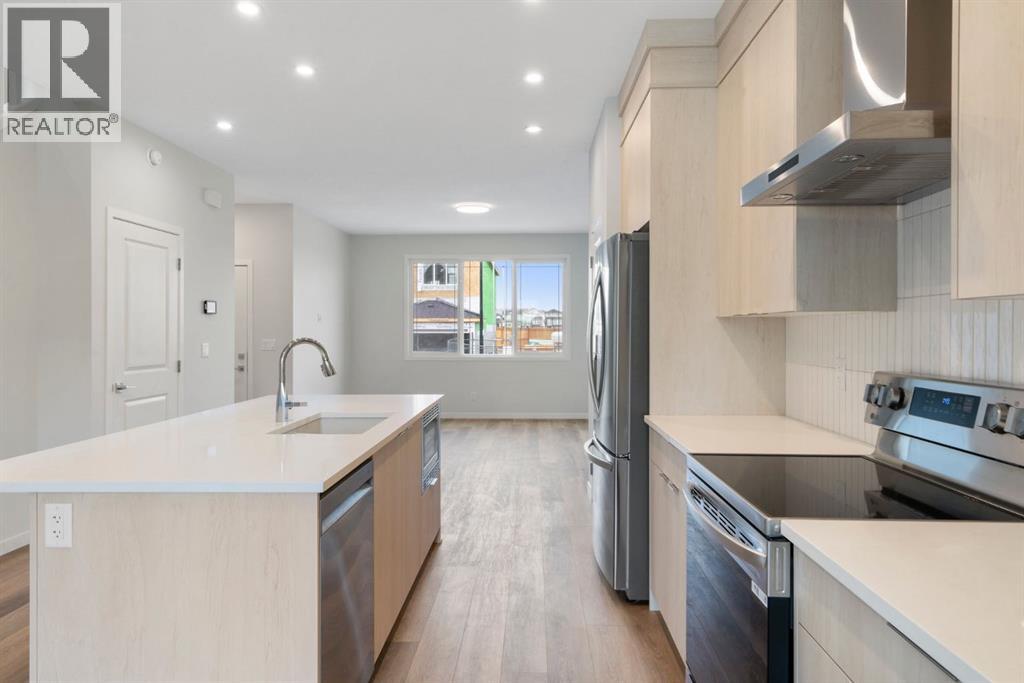Photo 6 of 672 Buffaloberry Manor Se, Calgary AB