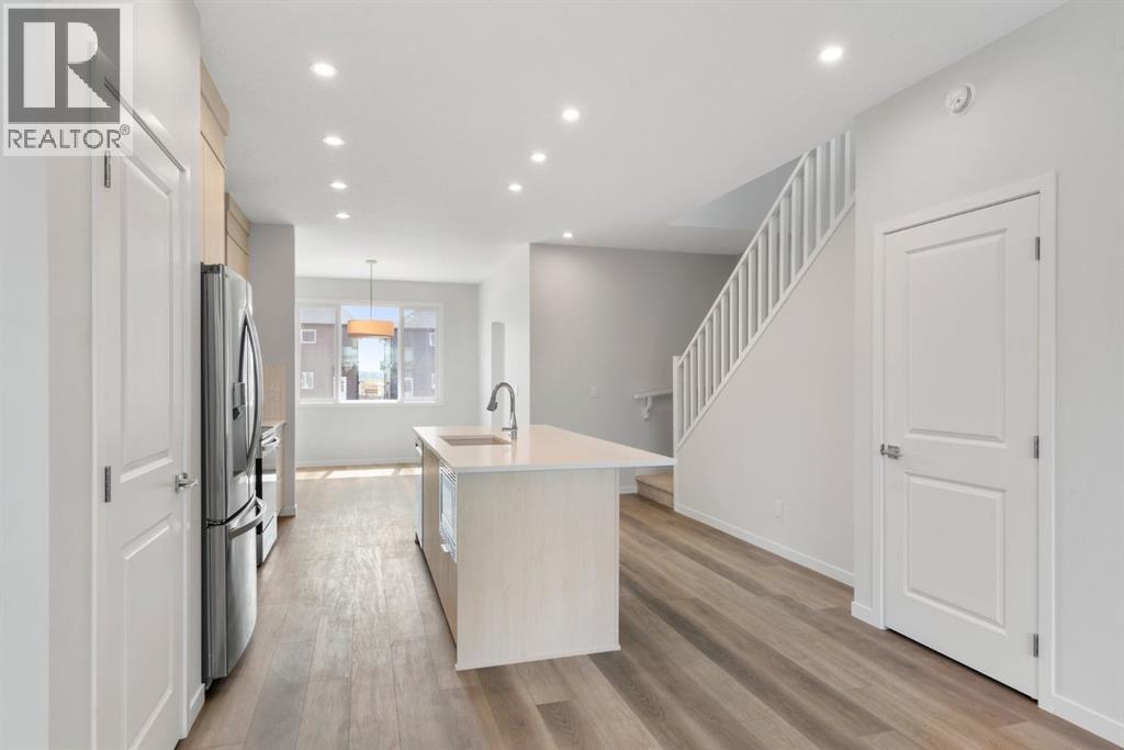 Photo 13 of 672 Buffaloberry Manor Se, Calgary AB