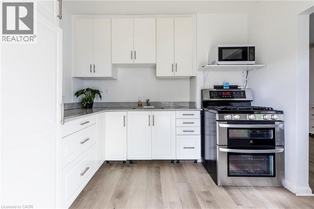 Photo 31 of 55 East 26th Street, Hamilton ON