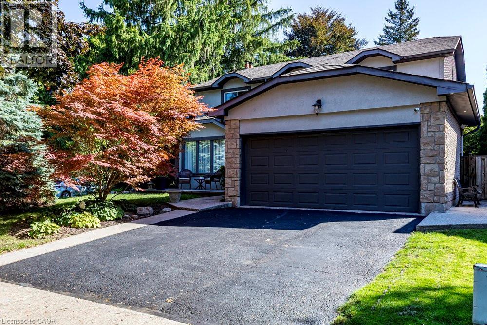 Photo 1 of 19 Fieldgate Street, Dundas ON