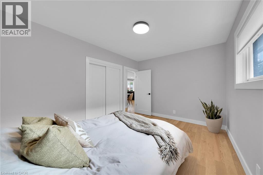 Photo 17 of 441 Elmwood Avenue, Hamilton ON