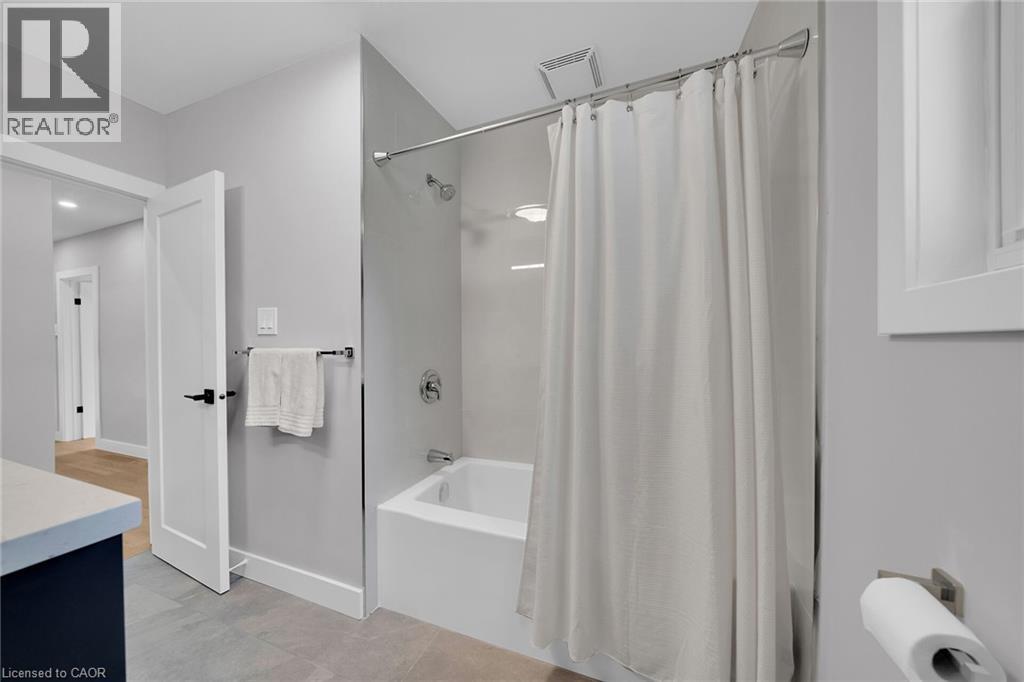 Photo 22 of 441 Elmwood Avenue, Hamilton ON