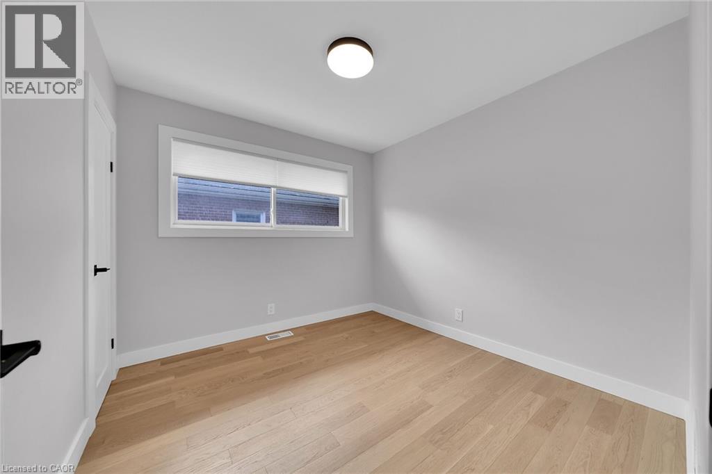 Photo 20 of 441 Elmwood Avenue, Hamilton ON