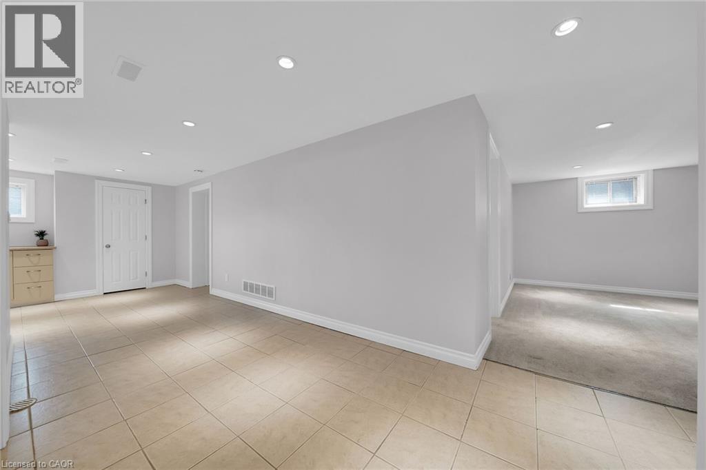 Photo 24 of 441 Elmwood Avenue, Hamilton ON