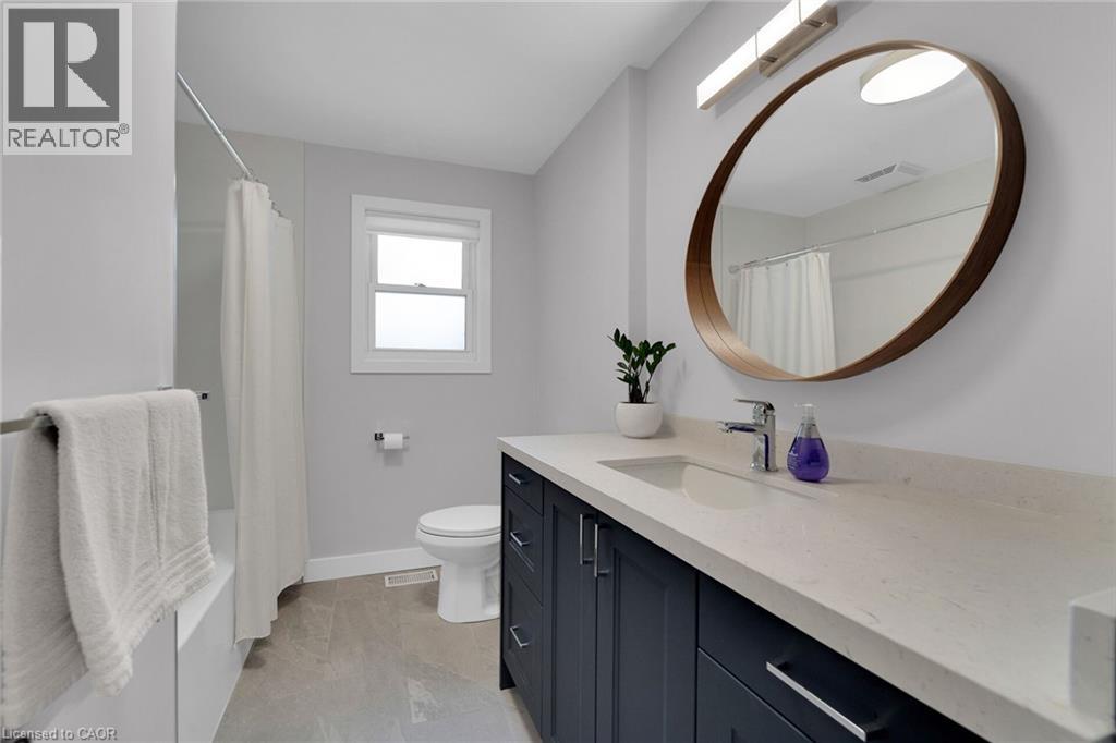 Photo 21 of 441 Elmwood Avenue, Hamilton ON