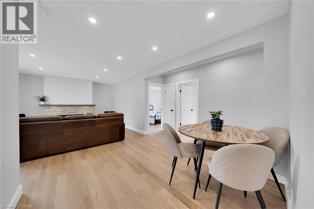 Photo 9 of 441 Elmwood Avenue, Hamilton ON