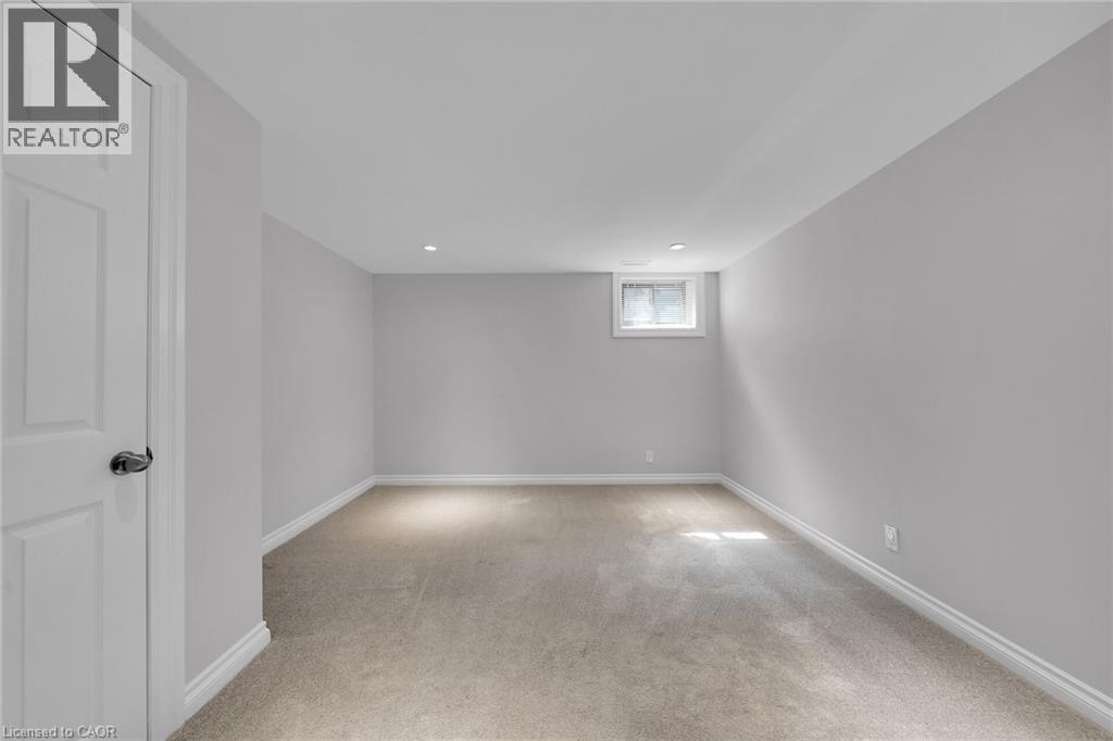 Photo 31 of 441 Elmwood Avenue, Hamilton ON