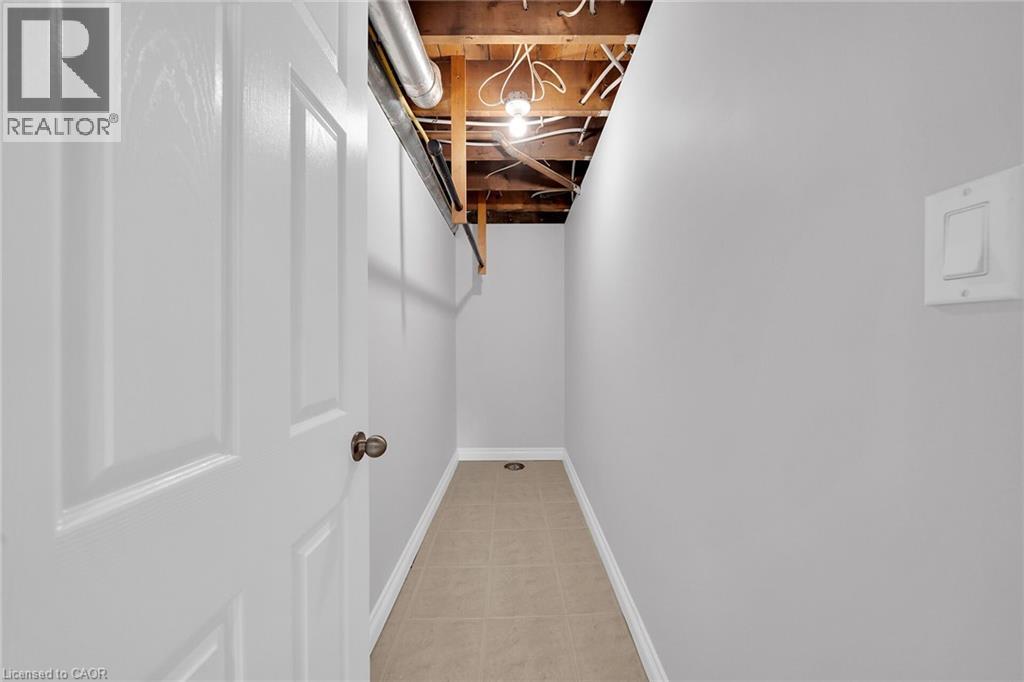 Photo 35 of 441 Elmwood Avenue, Hamilton ON