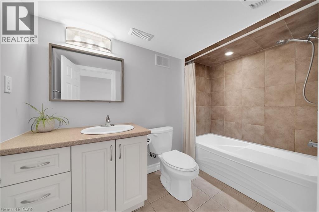 Photo 29 of 441 Elmwood Avenue, Hamilton ON