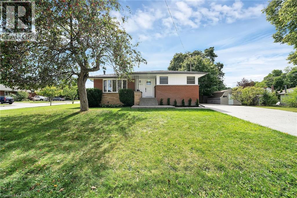 Photo 43 of 441 Elmwood Avenue, Hamilton ON
