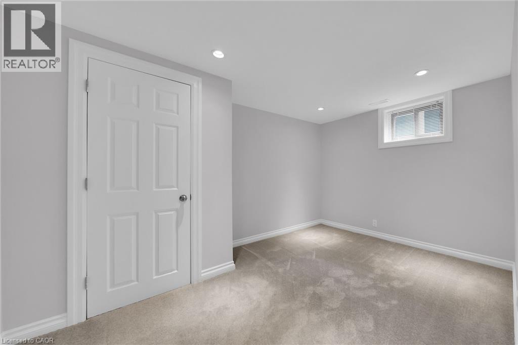 Photo 27 of 441 Elmwood Avenue, Hamilton ON