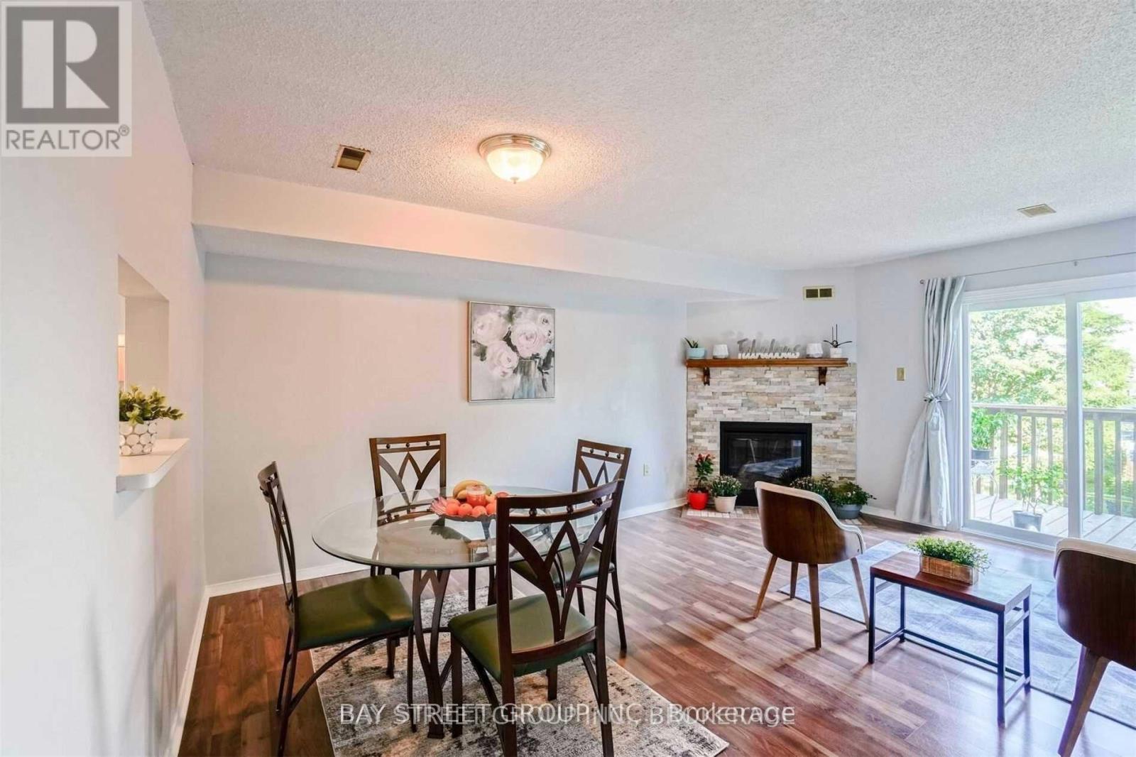 Photo 2 of 43 119 Dambrosio Drive, Barrie ON