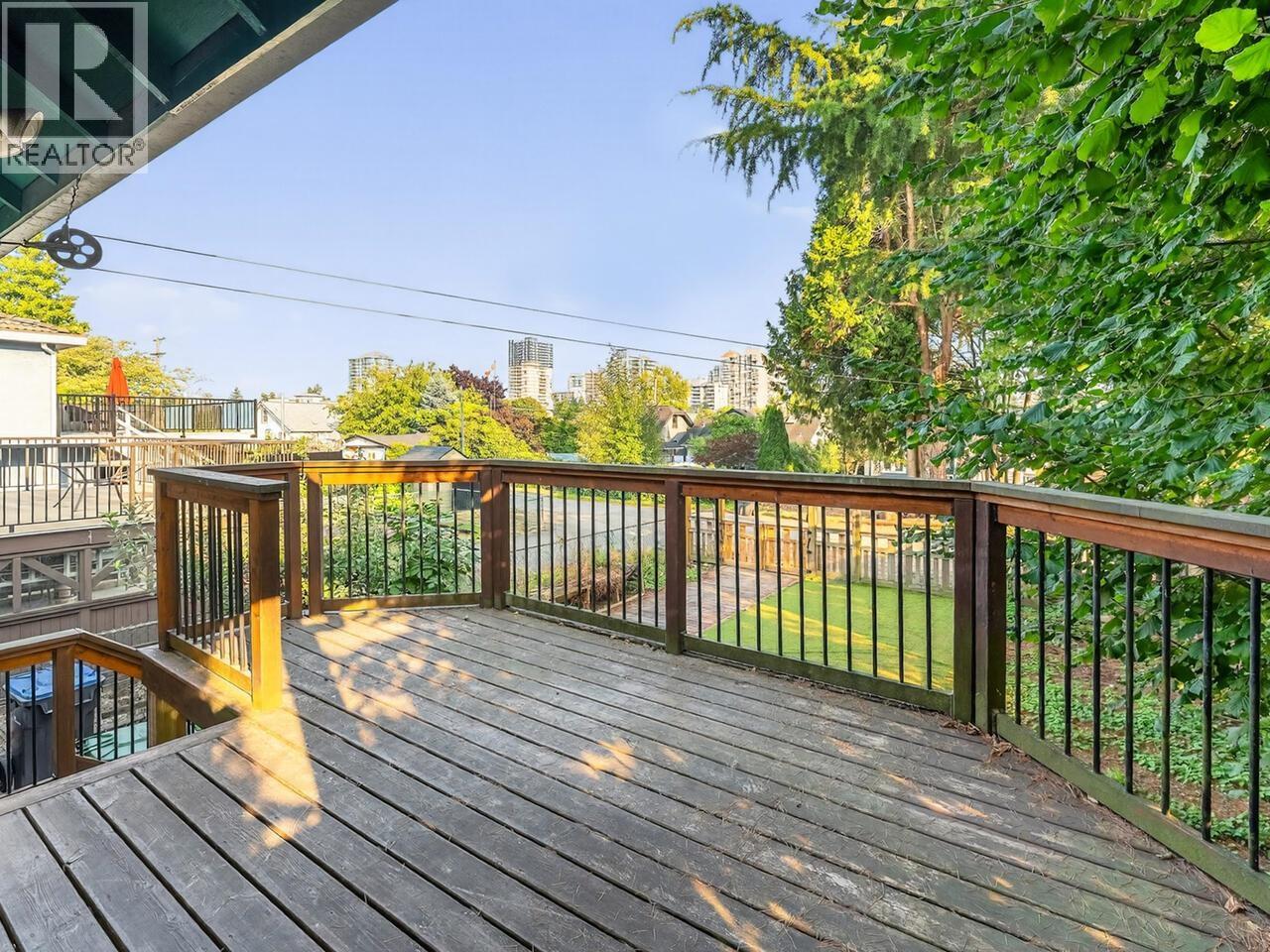 812 DUBLIN STREET, New Westminster