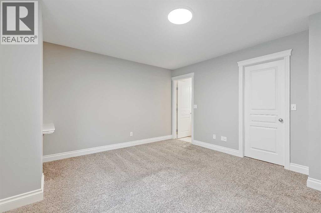 Photo 17 of 1 512 56 Avenue Sw, Calgary AB