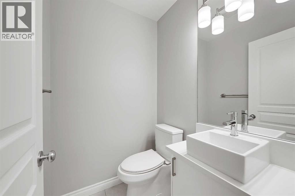 Photo 15 of 1 512 56 Avenue Sw, Calgary AB