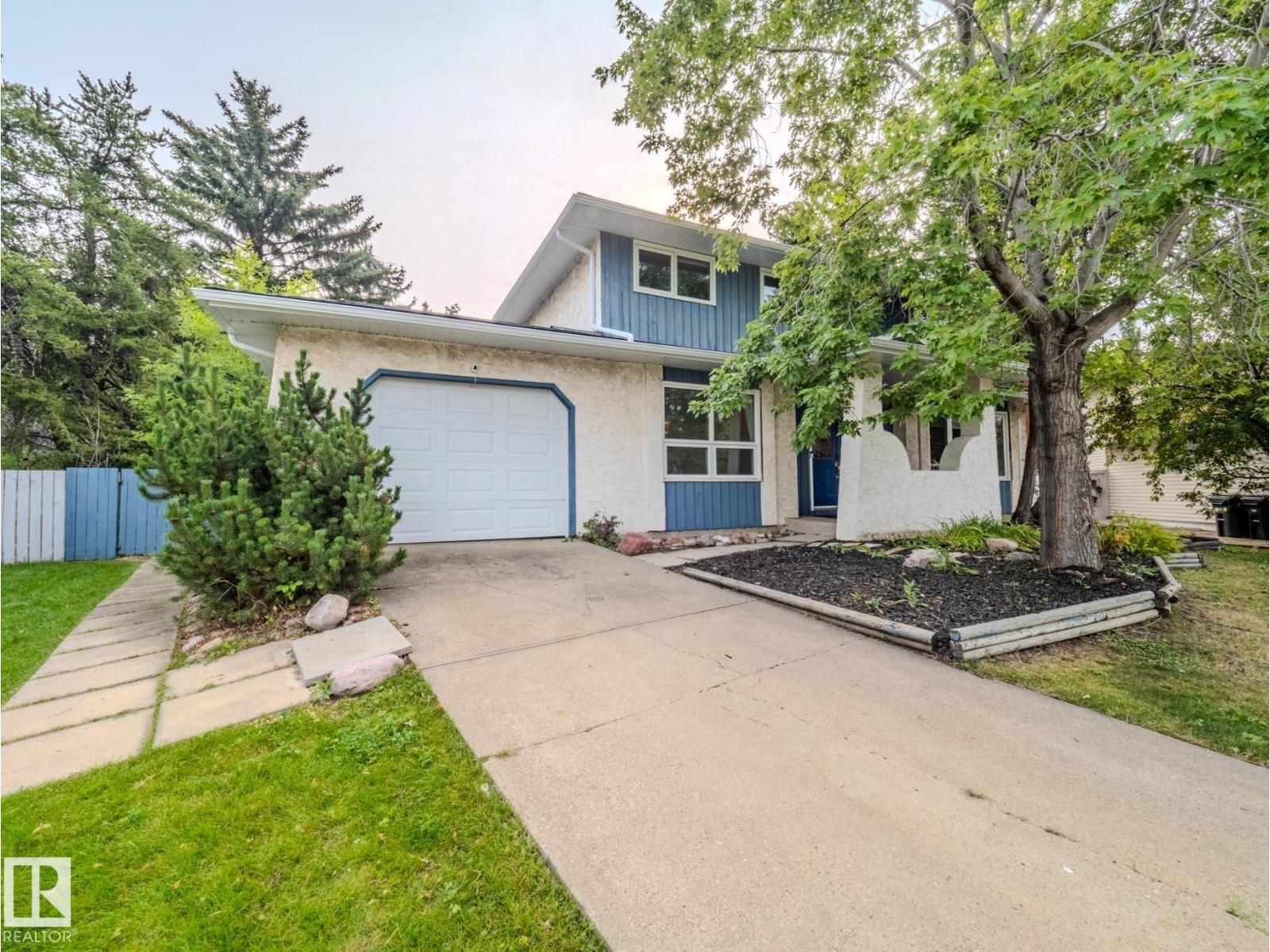 Photo 1 of 3024 Galloway Tc, Sherwood Park AB