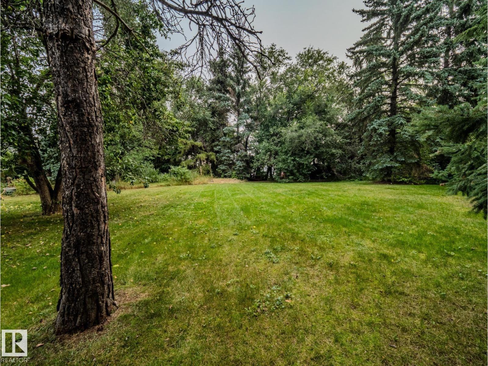 Photo 3 of 3024 Galloway Tc, Sherwood Park AB