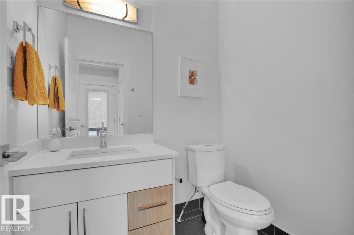 Photo 12 of 7736 80 Av Nw, Edmonton AB