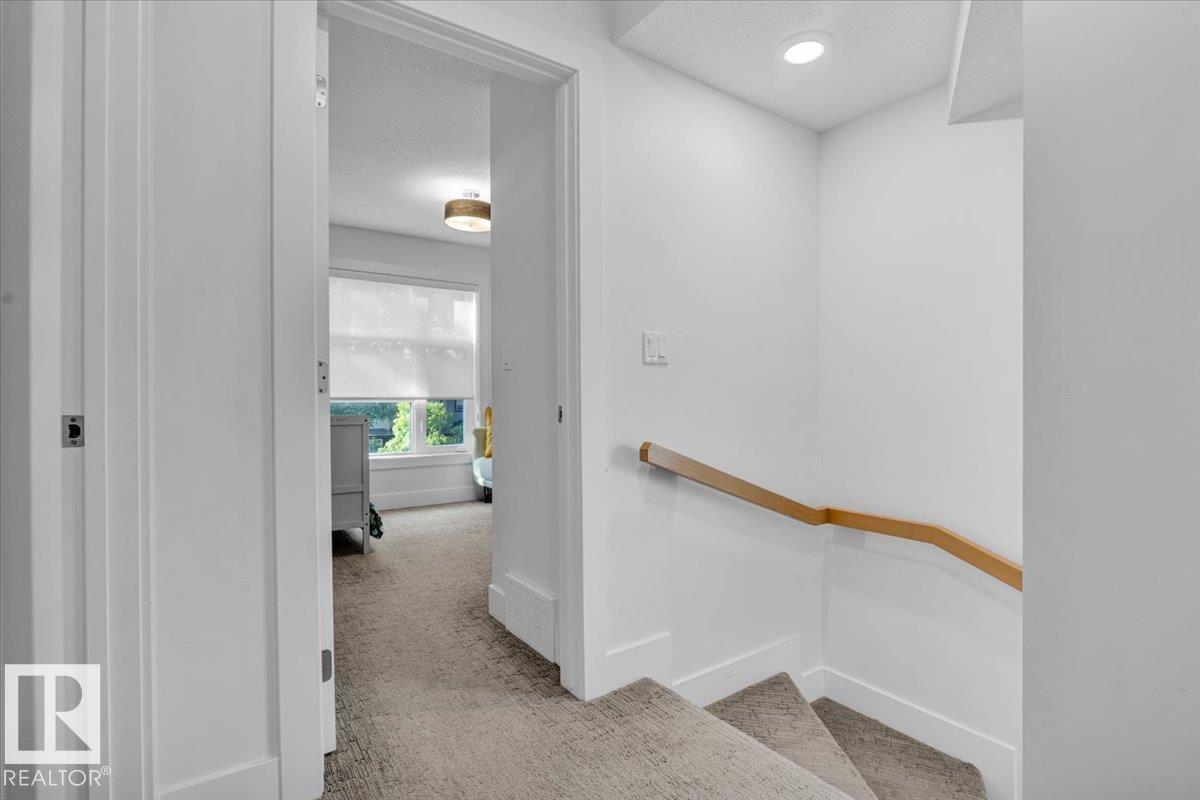 Photo 13 of 7736 80 Av Nw, Edmonton AB