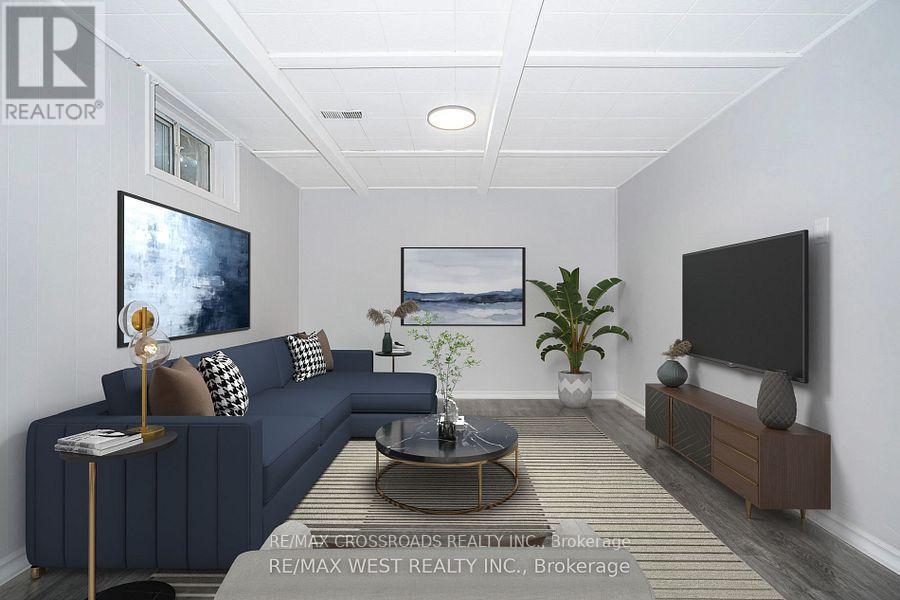 Photo 19 of 128 Avondale Boulevard, Brampton ON