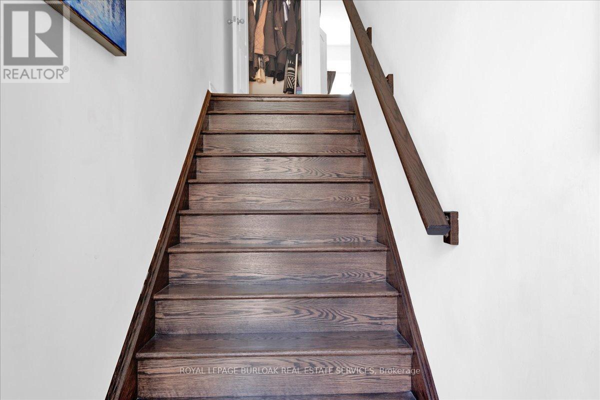 Photo 4 of 26 383 Dundas Street E, Hamilton ON