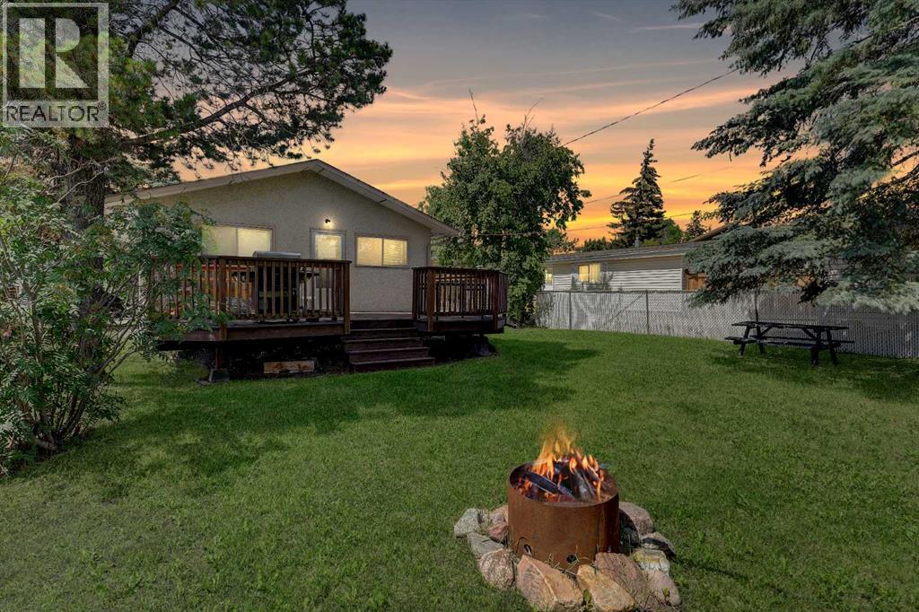 Photo 21 of 11105 93 A Street, Grande Prairie AB