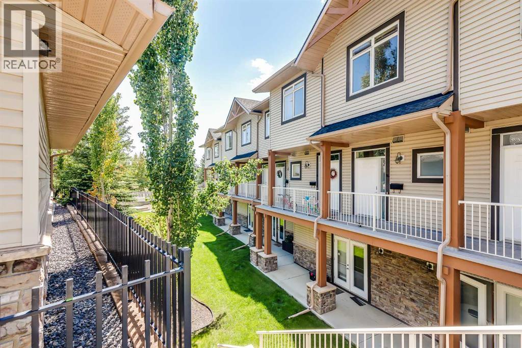 Photo 26 of 16 181 Rockyledge View Nw, Calgary AB