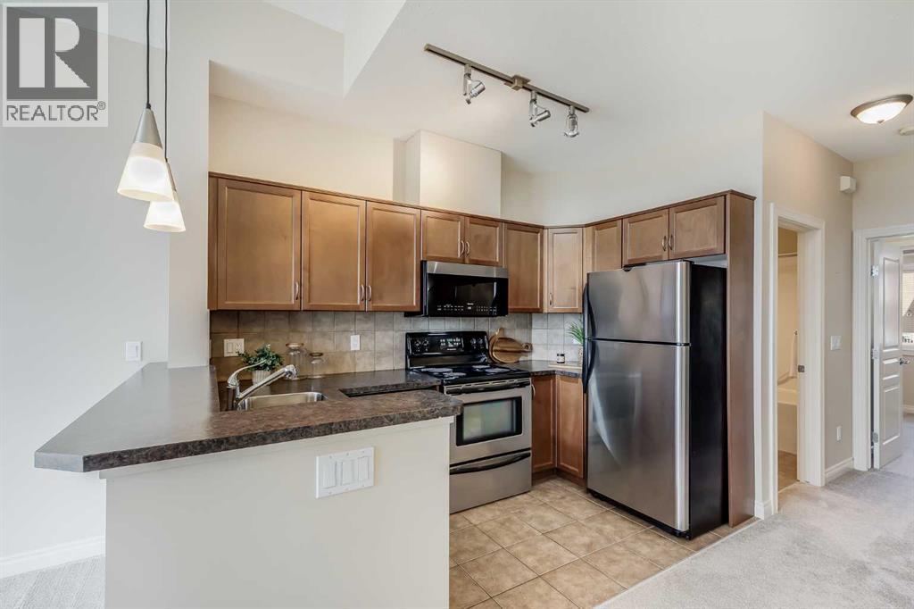 Photo 17 of 16 181 Rockyledge View Nw, Calgary AB