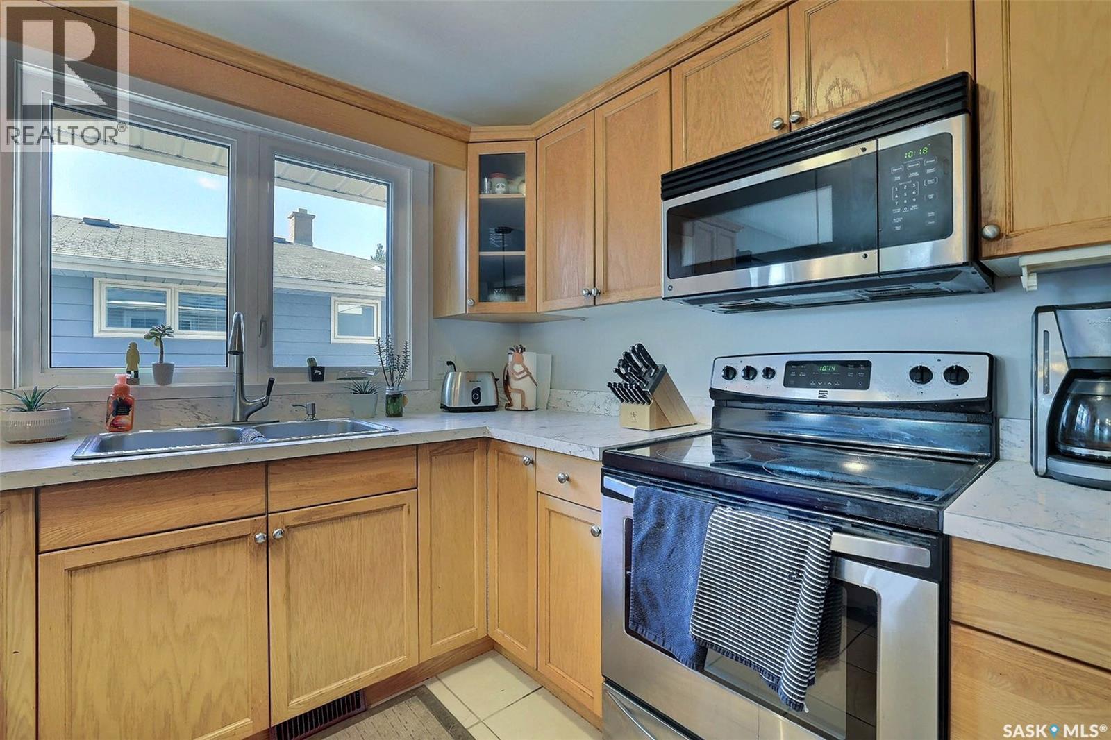 Photo 13 of 3428 Wascana Street, Regina SK