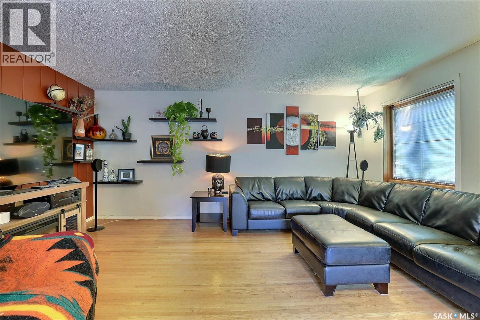 Photo 5 of 3428 Wascana Street, Regina SK