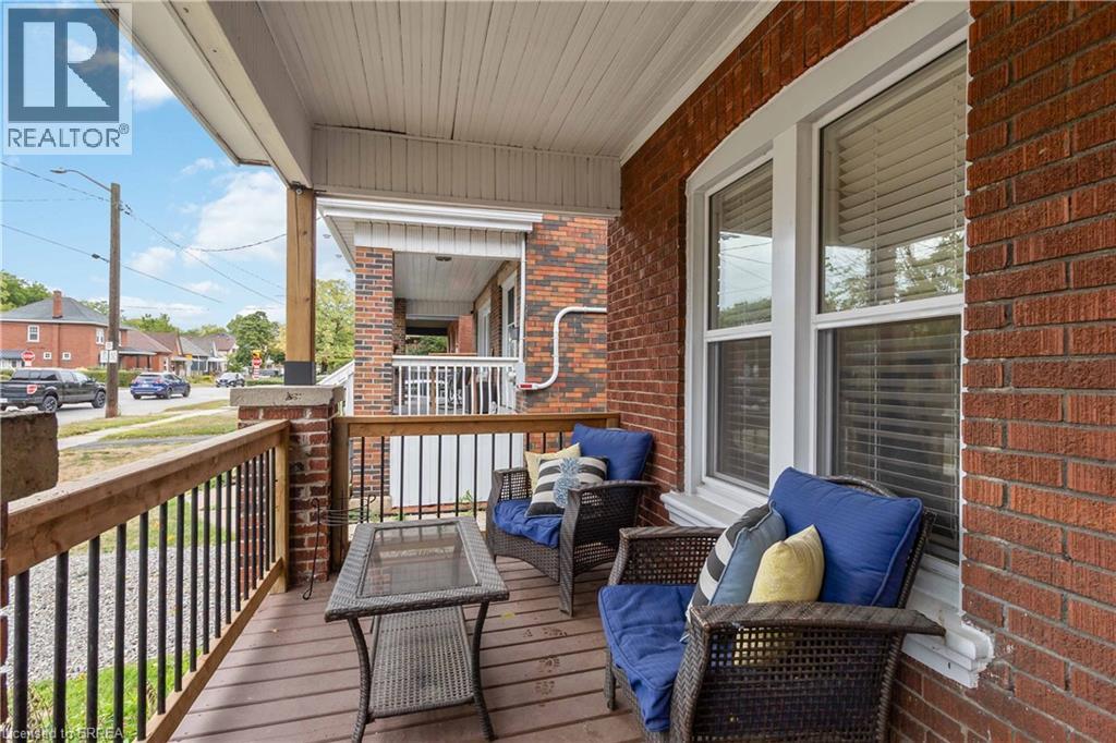 Photo 3 of 132 Dundas Street, Brantford ON